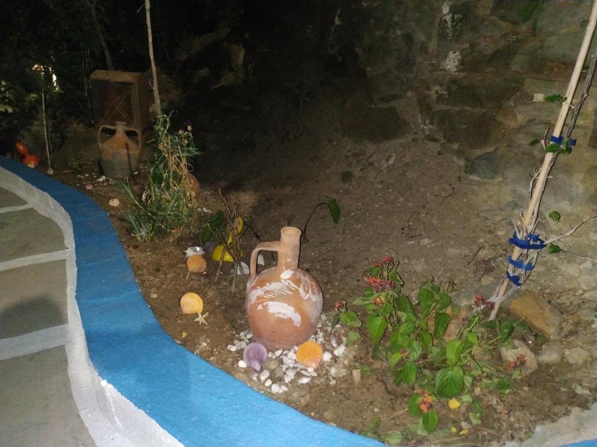Villa Kotetsi - Rooms To Let - Volissos - Chios Buitenkant foto