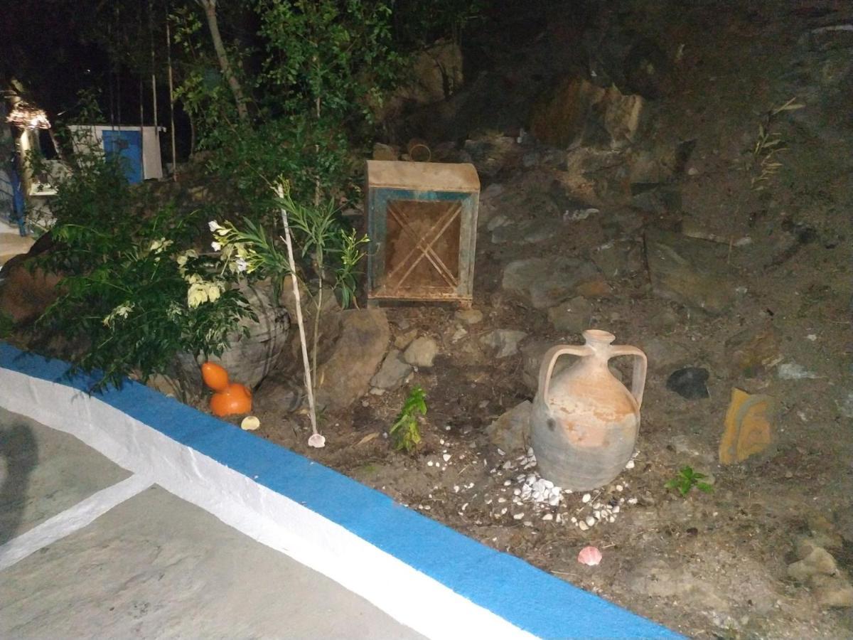 Villa Kotetsi - Rooms To Let - Volissos - Chios Buitenkant foto
